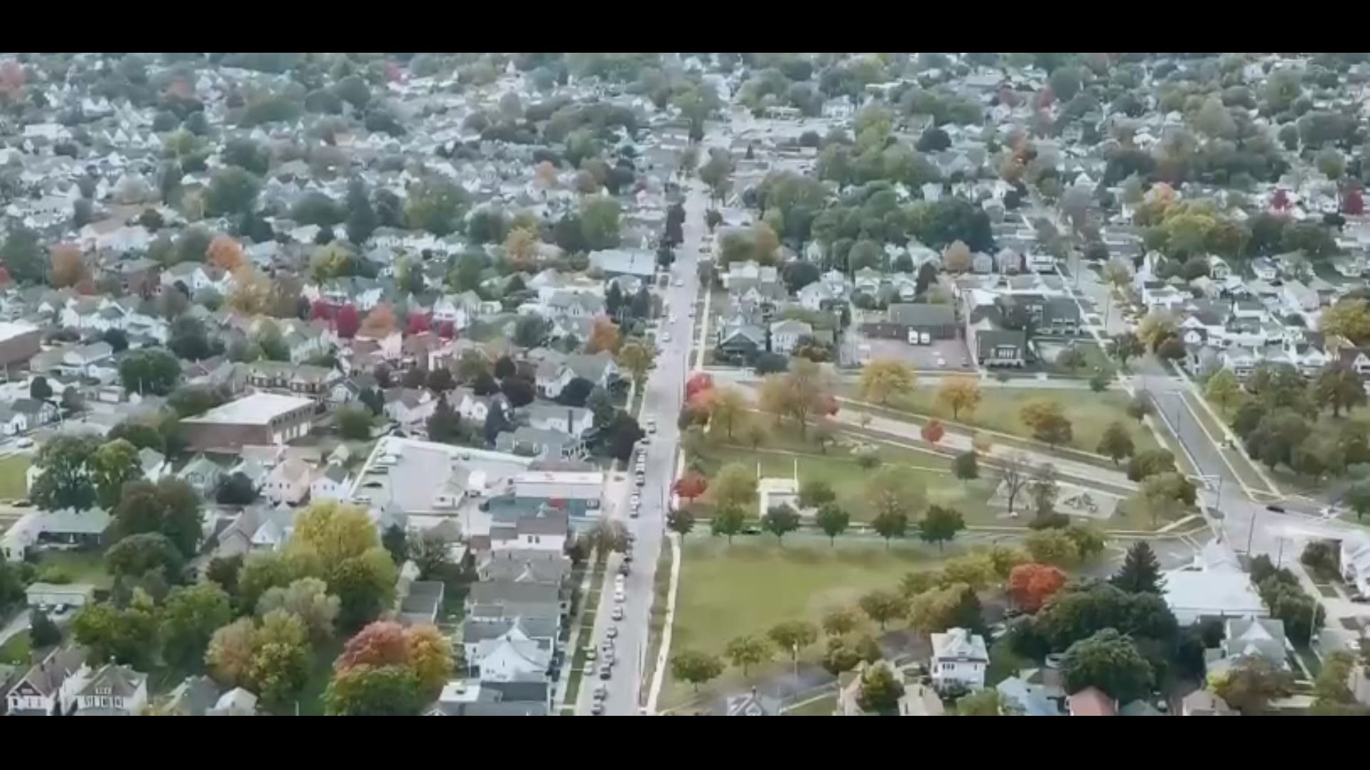 Drone footage of the heavy traffic reported around Cedar Point on Saturday.