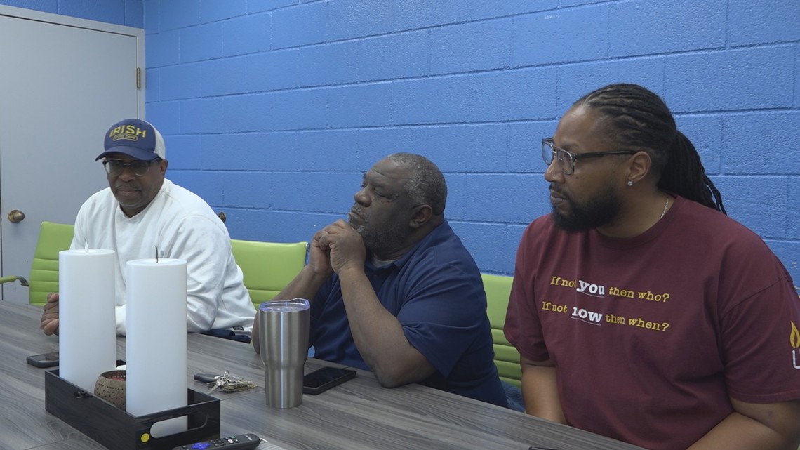 Former officers, community leader react to Frank Tyson's death - Vimarsana News