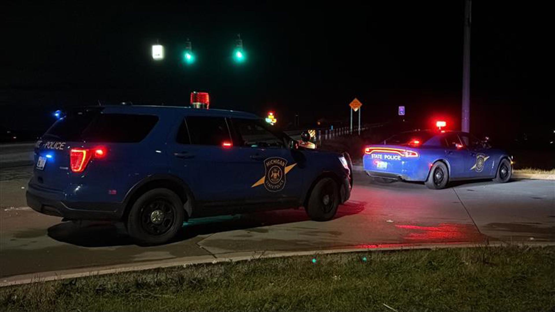 Multiple hospitalized after limousine bus crash on I-75 in Monroe ...