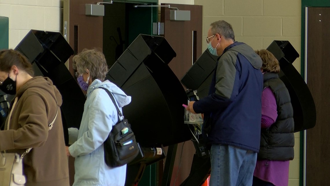 Thousands cast their votes at the polls on Election Day in Toledo - Vimarsana News