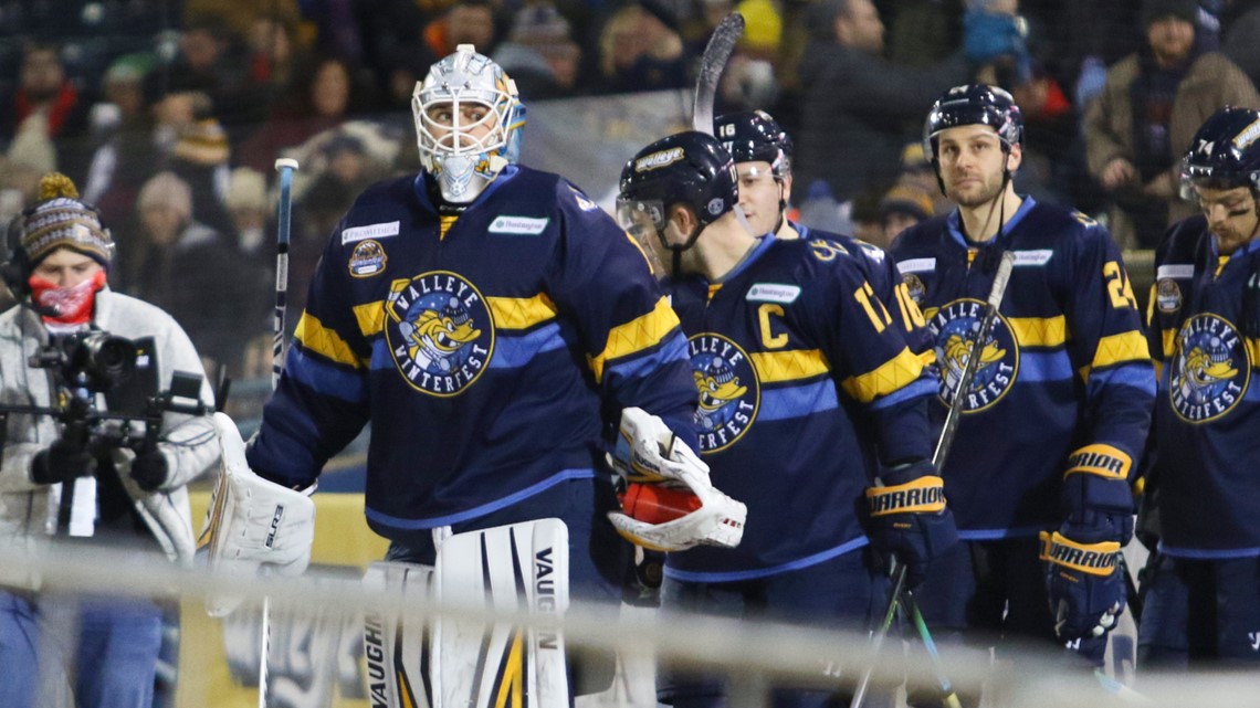You just can't beat this': Fans enjoy thrilling win at first Toledo Walleye  playoff game since 2019