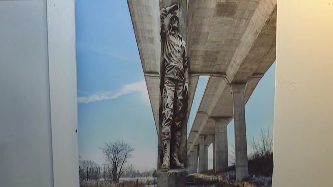 85-foot-tall soldier murals are coming to a Toledo bridge. Here's what to know