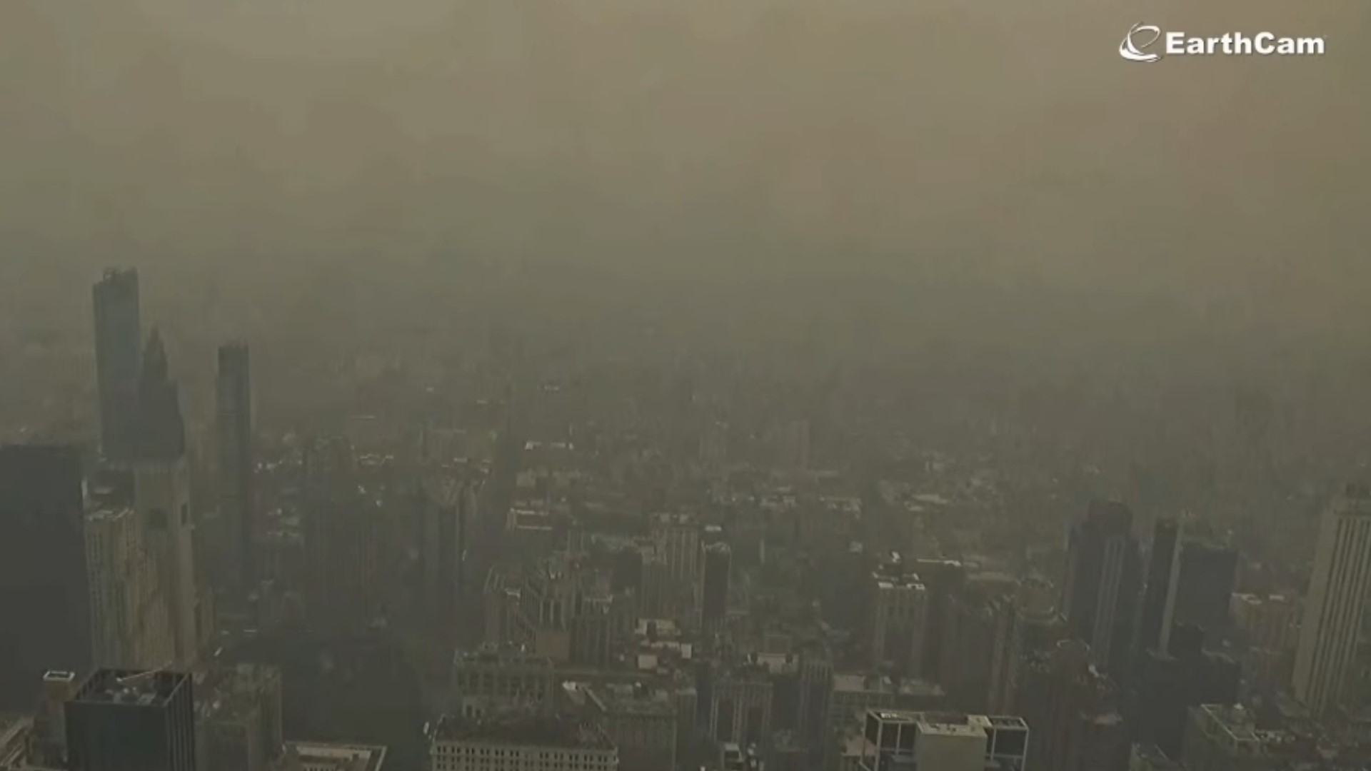 Live video of wildfire smoke in New York City