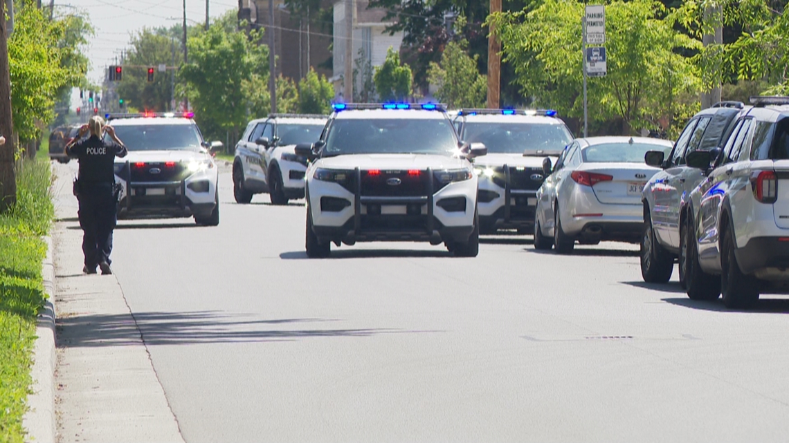 Toledo police: Teens, age 14 and 17, in custody after attacking 35-year-old