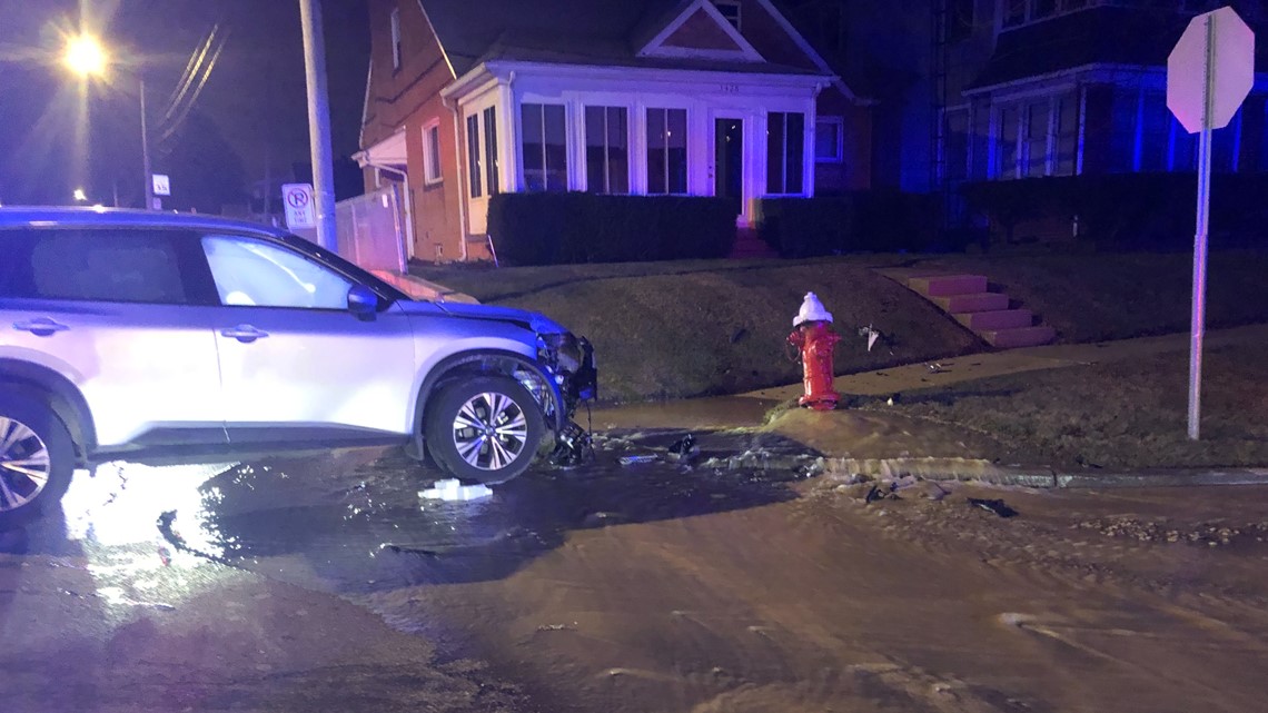 Crash into fire hydrant at Franklin and Manhattan in Toledo | wtol.com