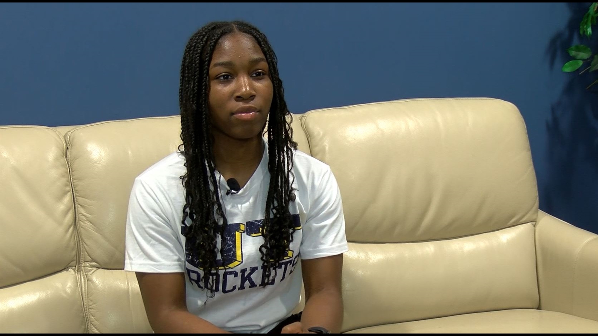 Kendall Carruthers sat down with WTOL 11's Tyler Seggerman to talk about her decision to transfer home to Toledo from Saint Francis University in Pennsylvania.