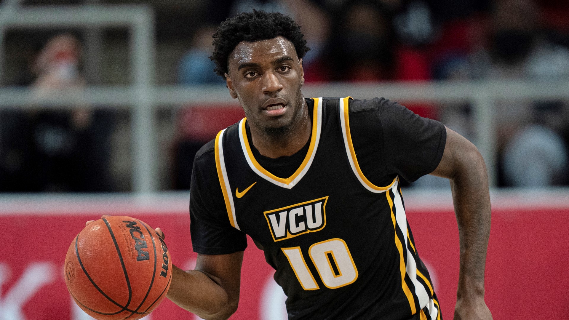 The former Titans standout played four seasons for VCU and averaged 14 points per game last season.