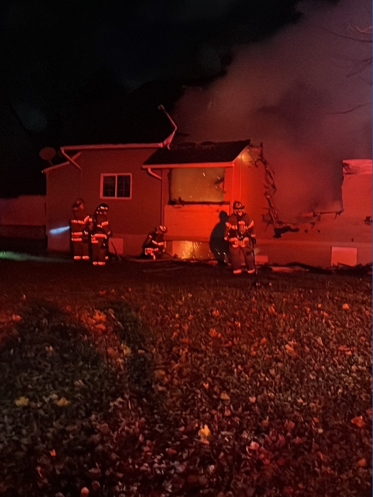 No injuries in north Toledo house fire Friday morning, TFRD says | wtol.com