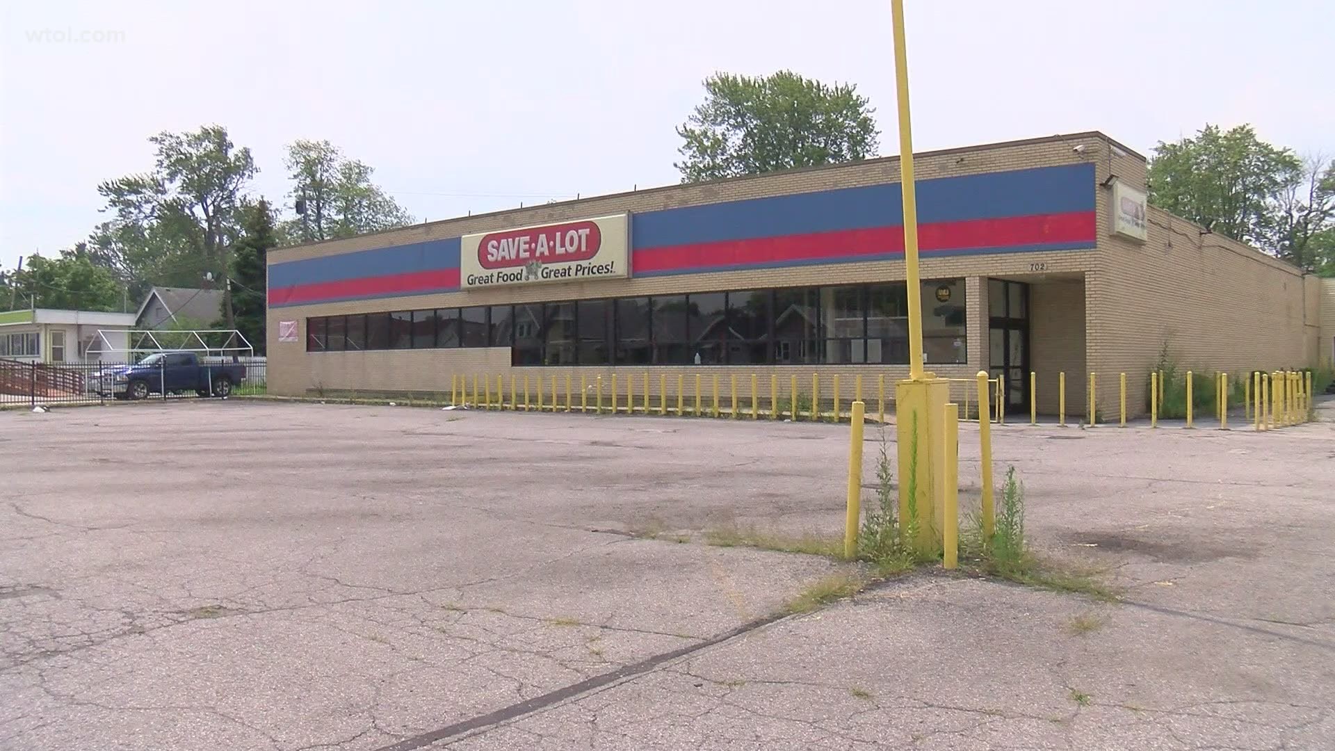 The Woodville Road Save-a-Lot closed two months ago. It was the only store for miles with fresh produce.