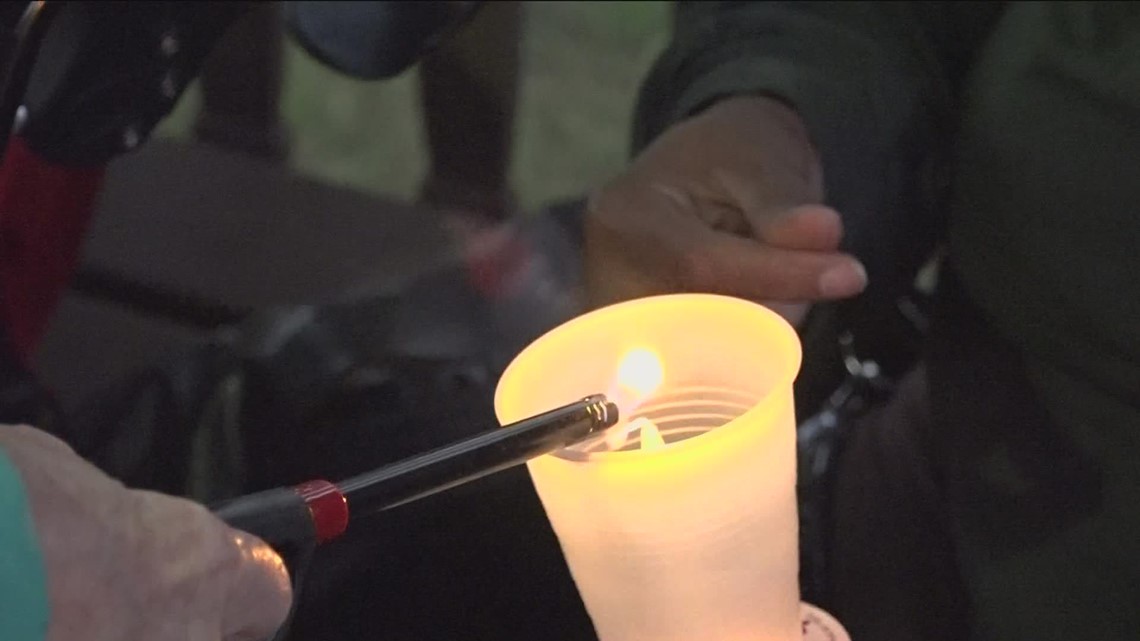 Candlelight vigil during Ovarian Cancer Awareness Month