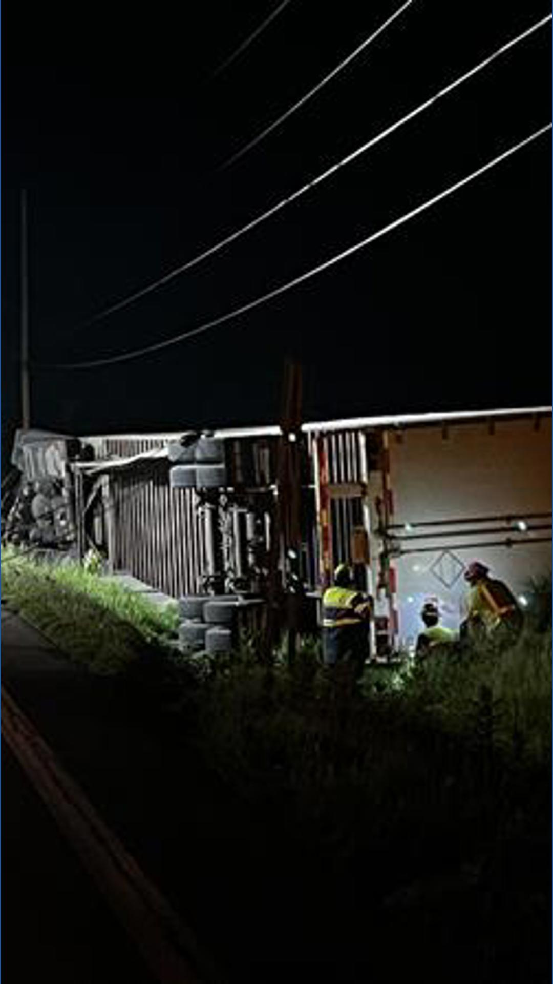 US 6 closed in Sandusky County due to semi truck rollover crash | wtol.com