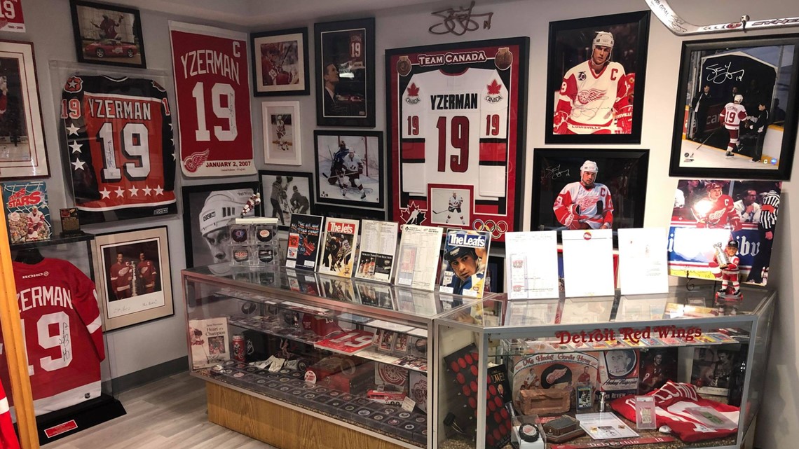 The Detroit Red Wings want your Windsor Arena memorabilia