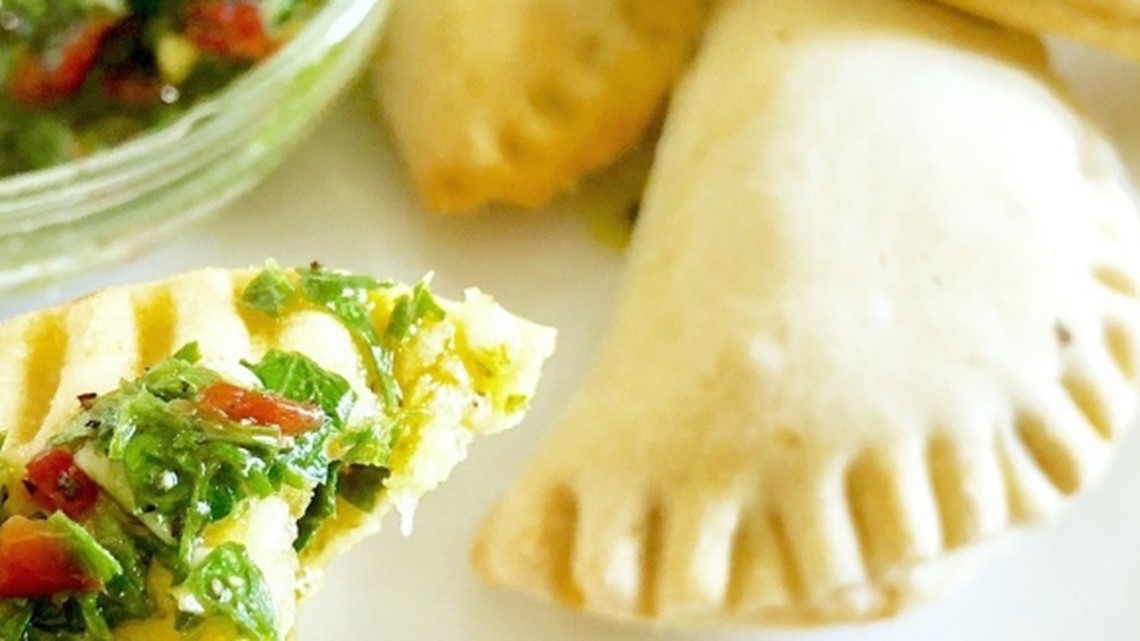 Easy Spinach Empanadas Recipe 2023 AtOnce