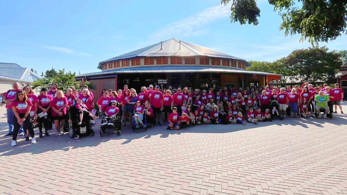 Zoo visitors bring attention to little-known disorder Dystonia - Vimarsana News