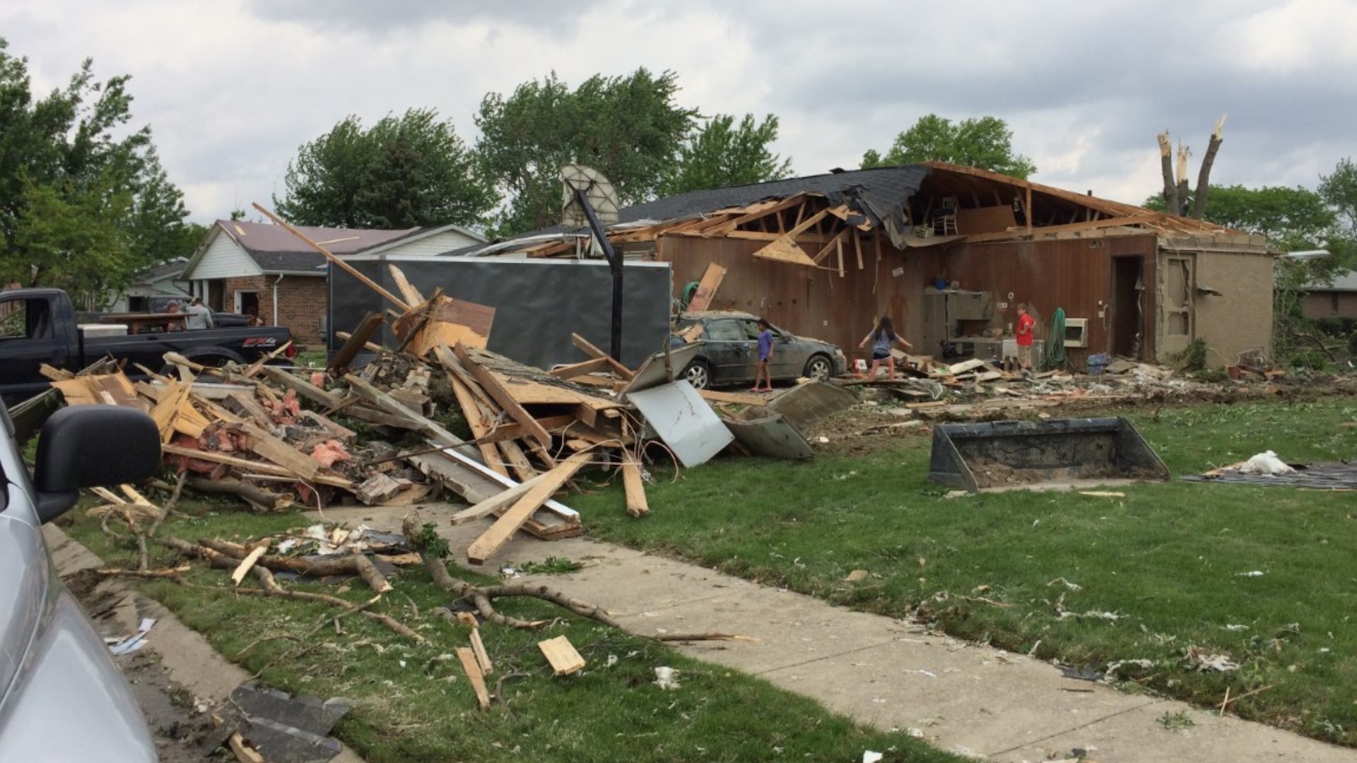 1 dead after tornado hits Celina; NWS says twister was at least an EF-3 ...