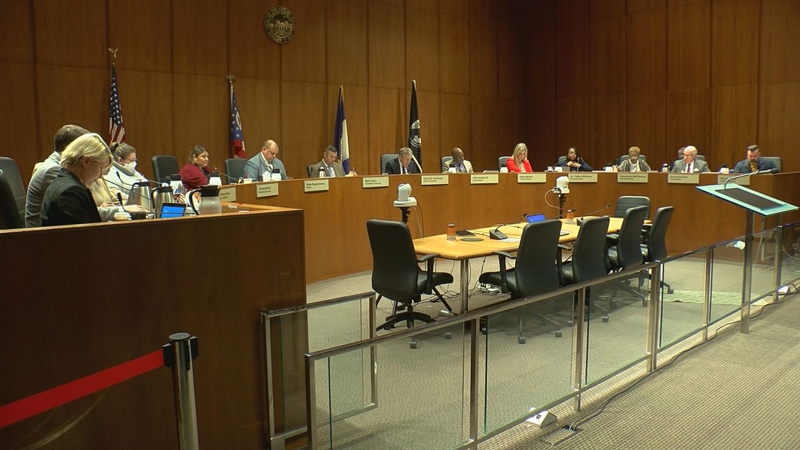 Toledo council considers gun violence resolution - Vimarsana News