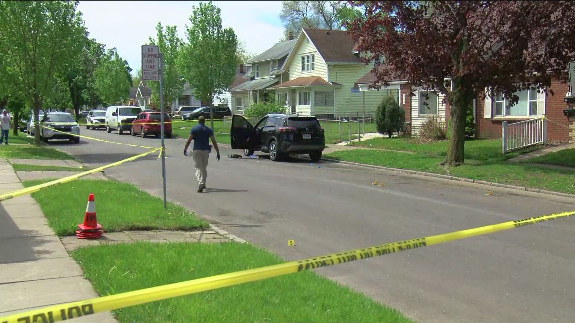 Police say someone shot a man on Durango Drive near South Avenue and Airport Highway in south Toledo.