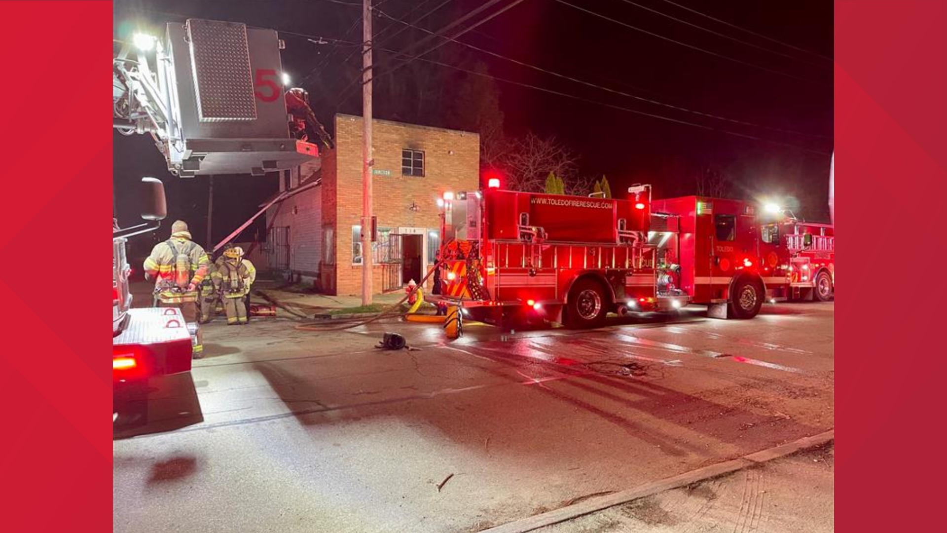 Two safe after escaping house fire in central Toledo | WTOL 11 | wtol.com