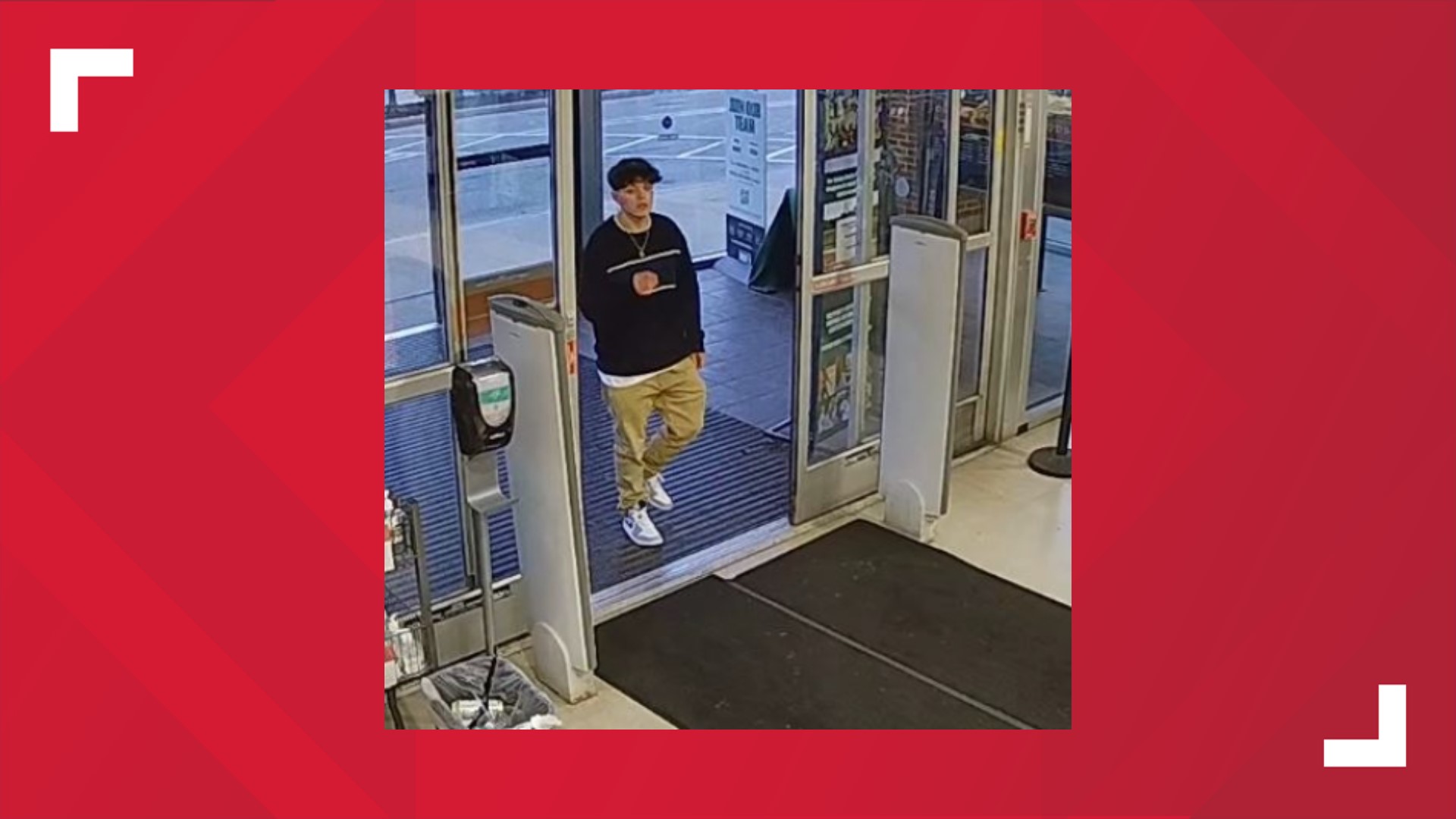Police attempting to identify two suspects accused of theft | wtol.com