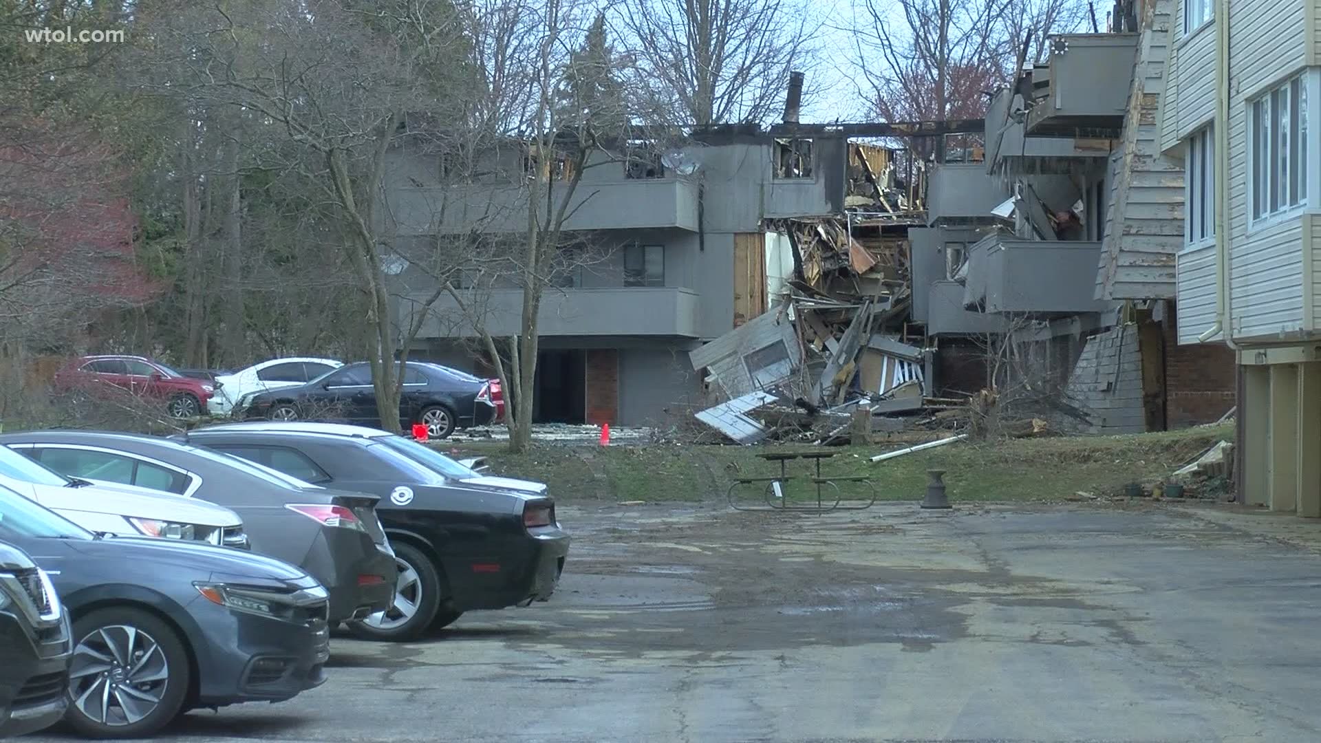 Firefighters arrived just after 3 p.m. to the apartment complex Wednesday. 25-30 were displaced, but no injuries reported. The fire is under investigation.