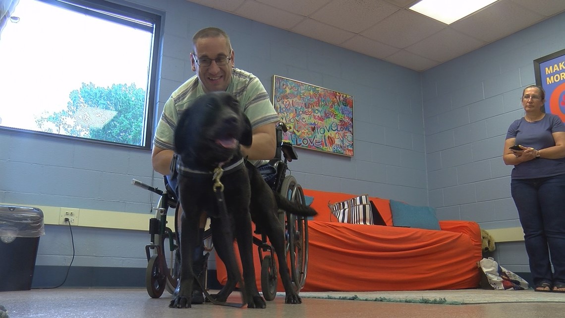 Amazon fulfillment center in Rossford officially opens
