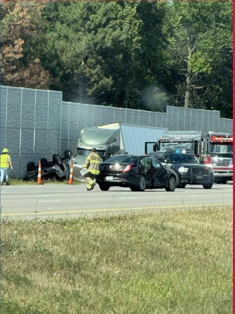 I-75 south reopens in Perrysburg after multi-vehicle crash injures one ...