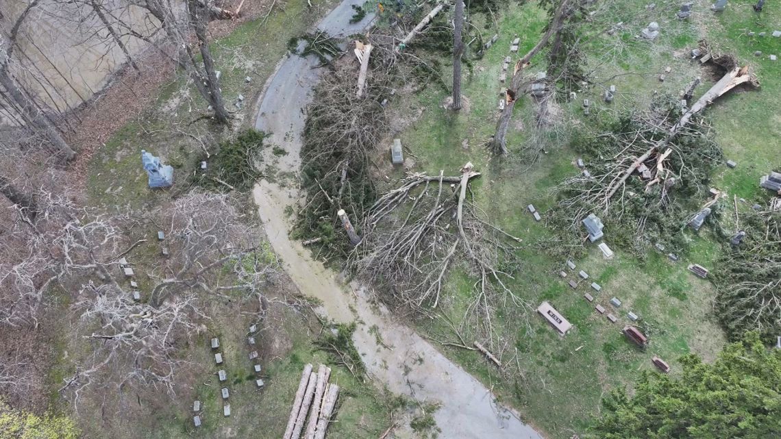 Cleanup begins after EF-1 tornado strikes Defiance | wtol.com