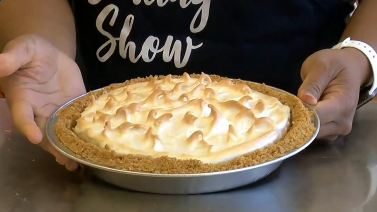 Here's how to make the perfect lemon meringue pie! | Your Day recipes