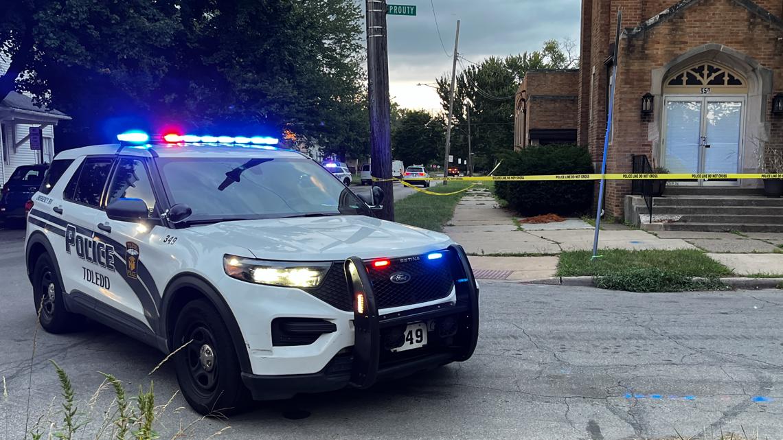 Police: 16-year-old shot in south Toledo | wtol.com