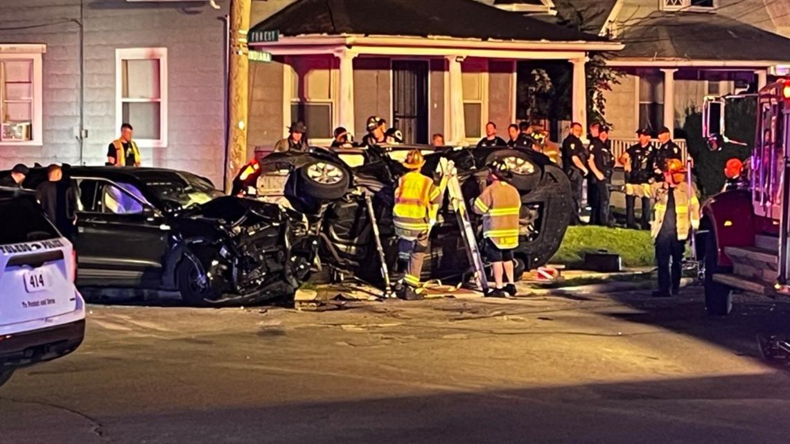 Teen, driver hospitalized, officers evaluated after Toledo police crash ...