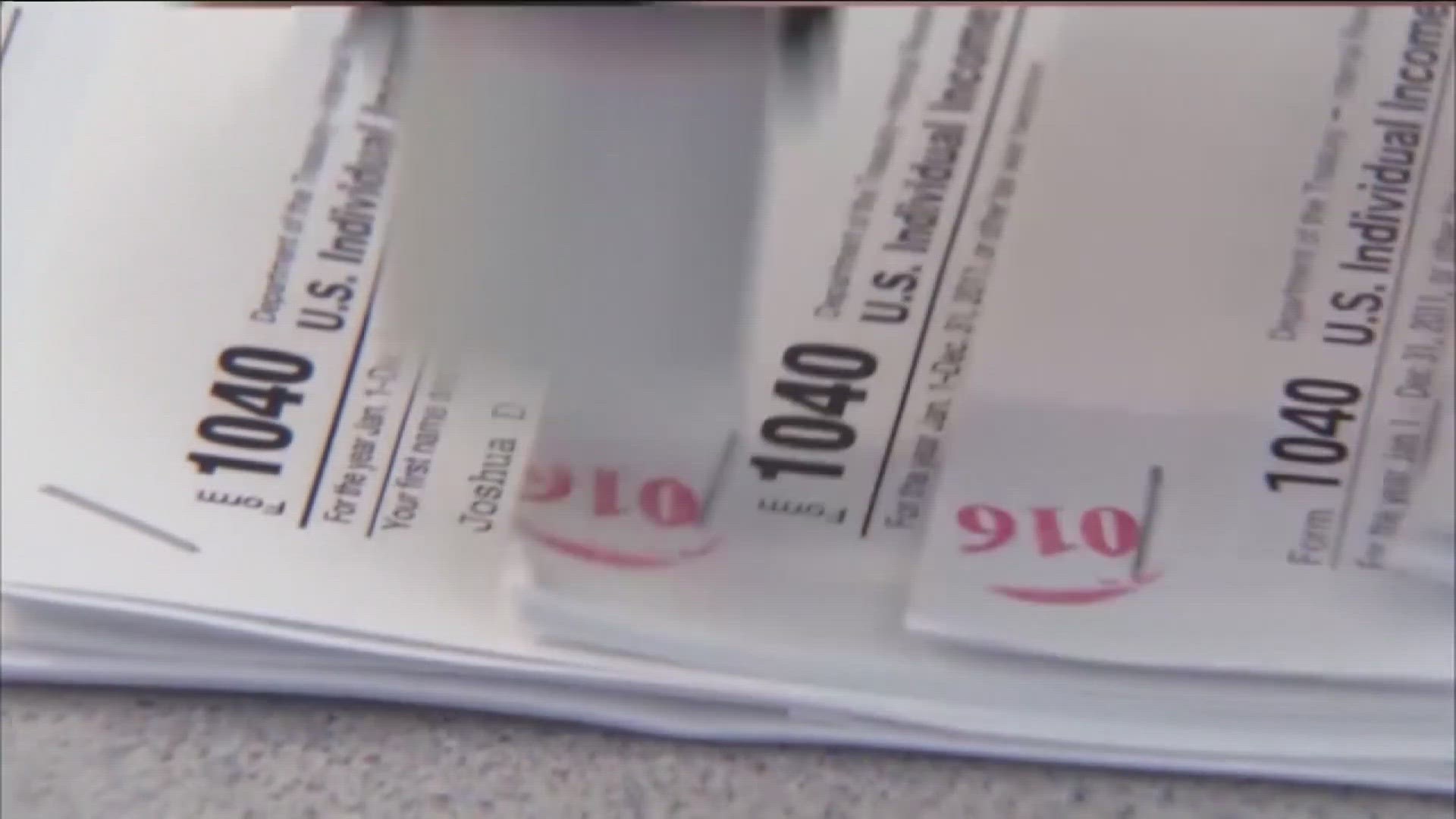 Every dollar counts. The amount of taxes you owe to the government - or what they owe you - can change depending on how you file your taxes.