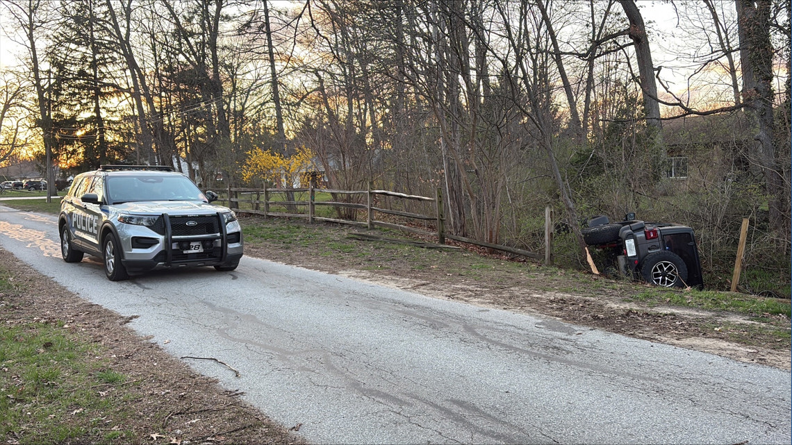 Jeep goes off the road and into creek in Sylvania Twp. neighborhood ...