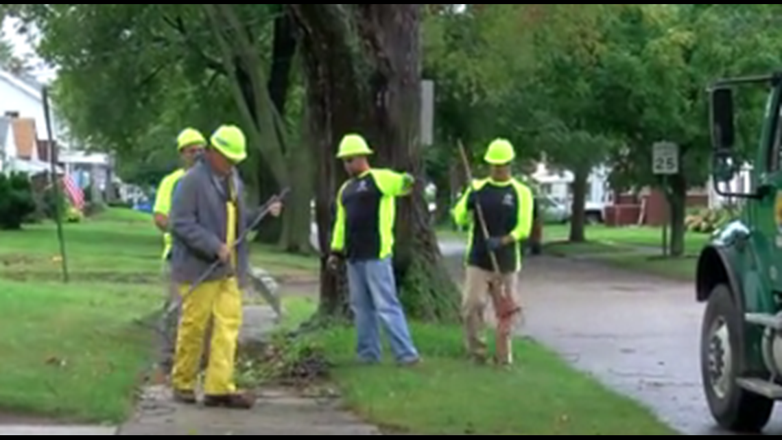 City crews hit the streets to clean up after heavy rainfall | wtol.com