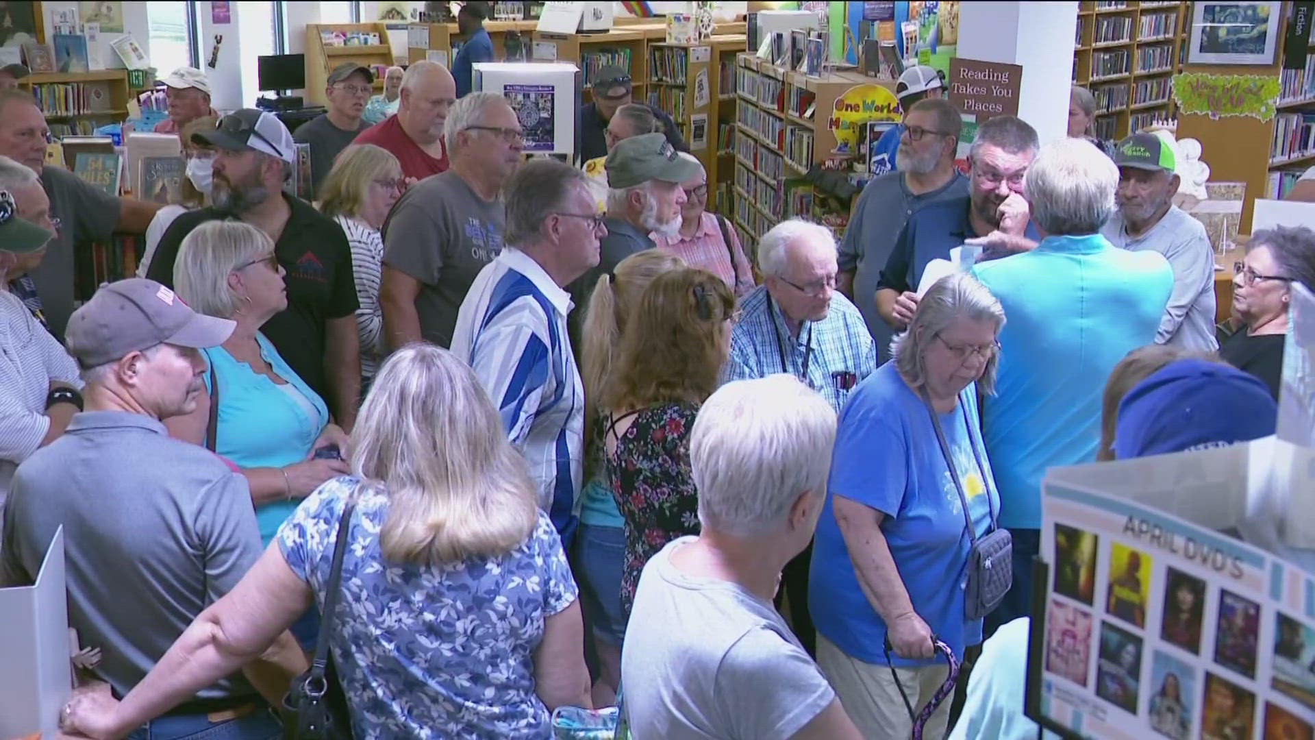 The Lucas County Engineer's Office held a community meeting at Swanton Public Library Tuesday night. Hundreds of residents showed up with questions.