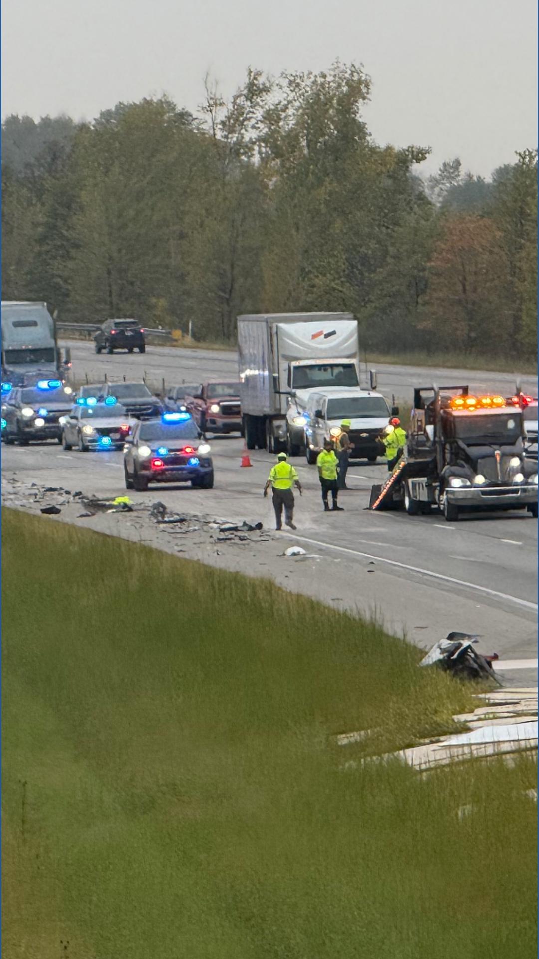 TRAFFIC ALERT | Three vehicle crash on I-75 south causes at least one ...