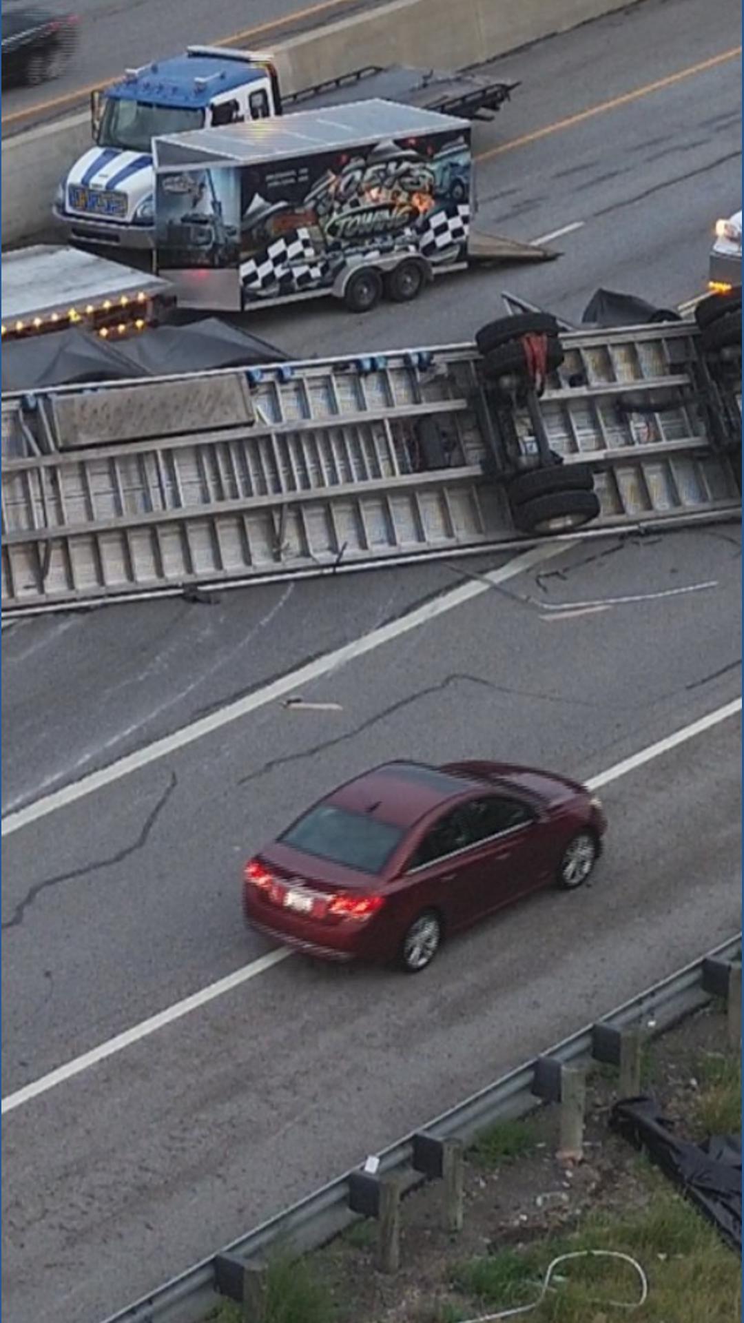 I-75 southbound reopens in west Toledo 4 hours after semi truck crash ...