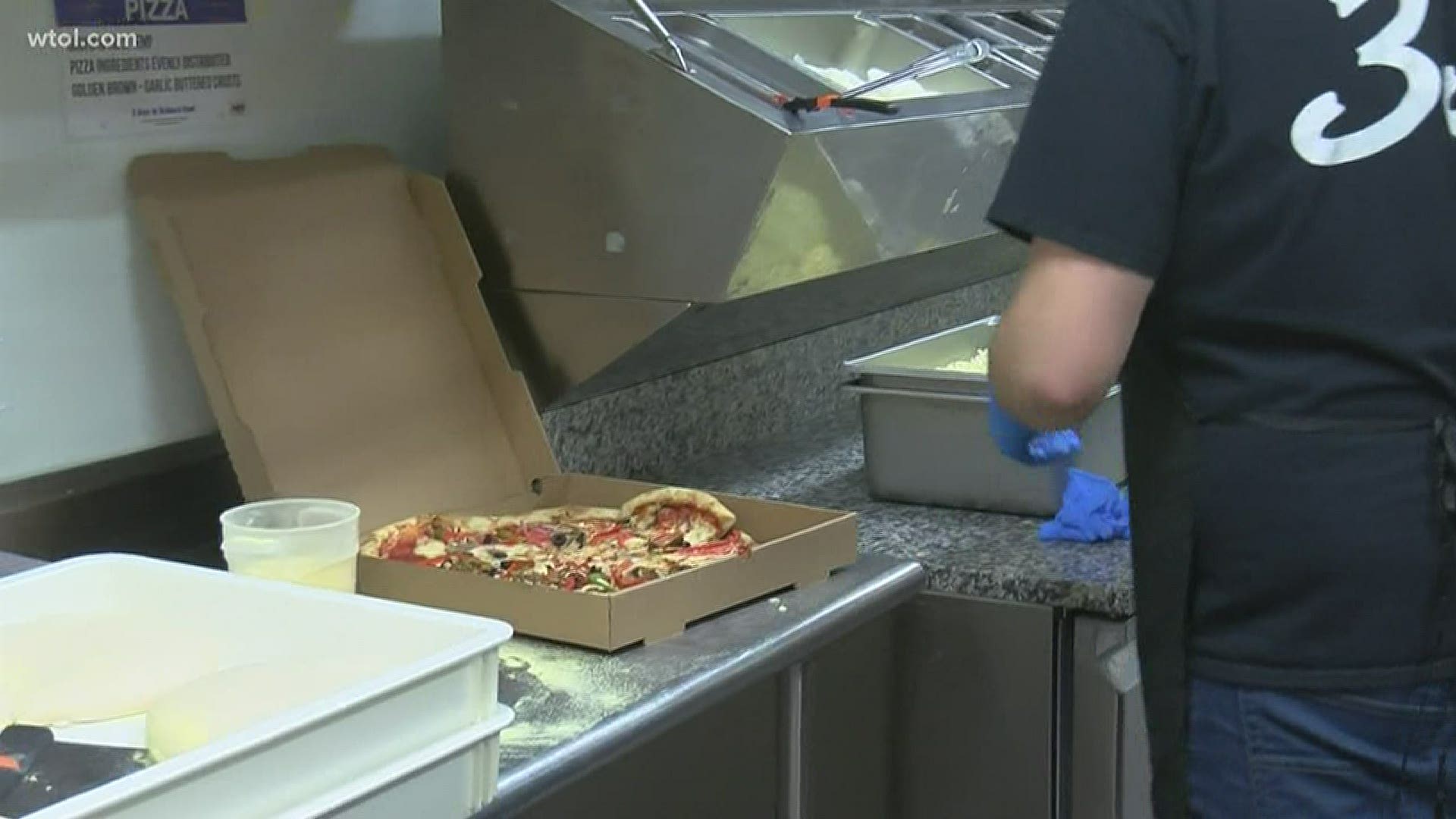 Bubba's 33 are up to 953 pizzas and hope to reach their goal by Easter Sunday.