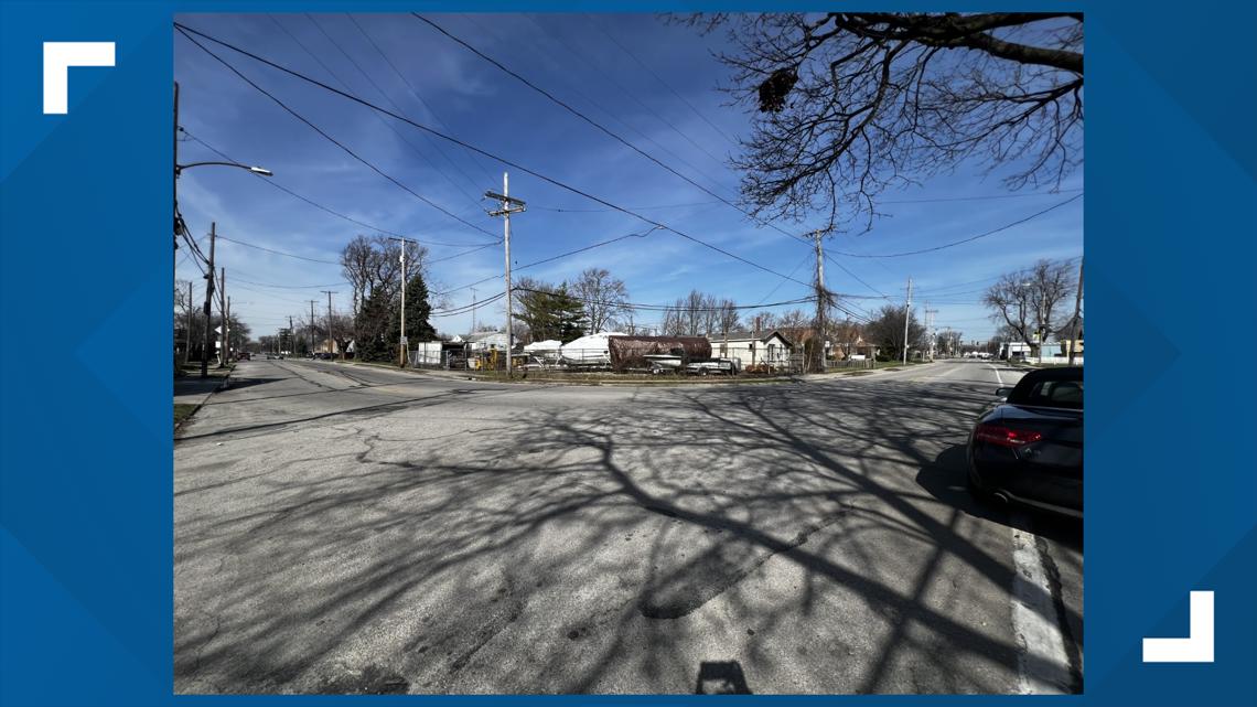 Signs changed at Point Place curve to reduce crashes - Vimarsana News