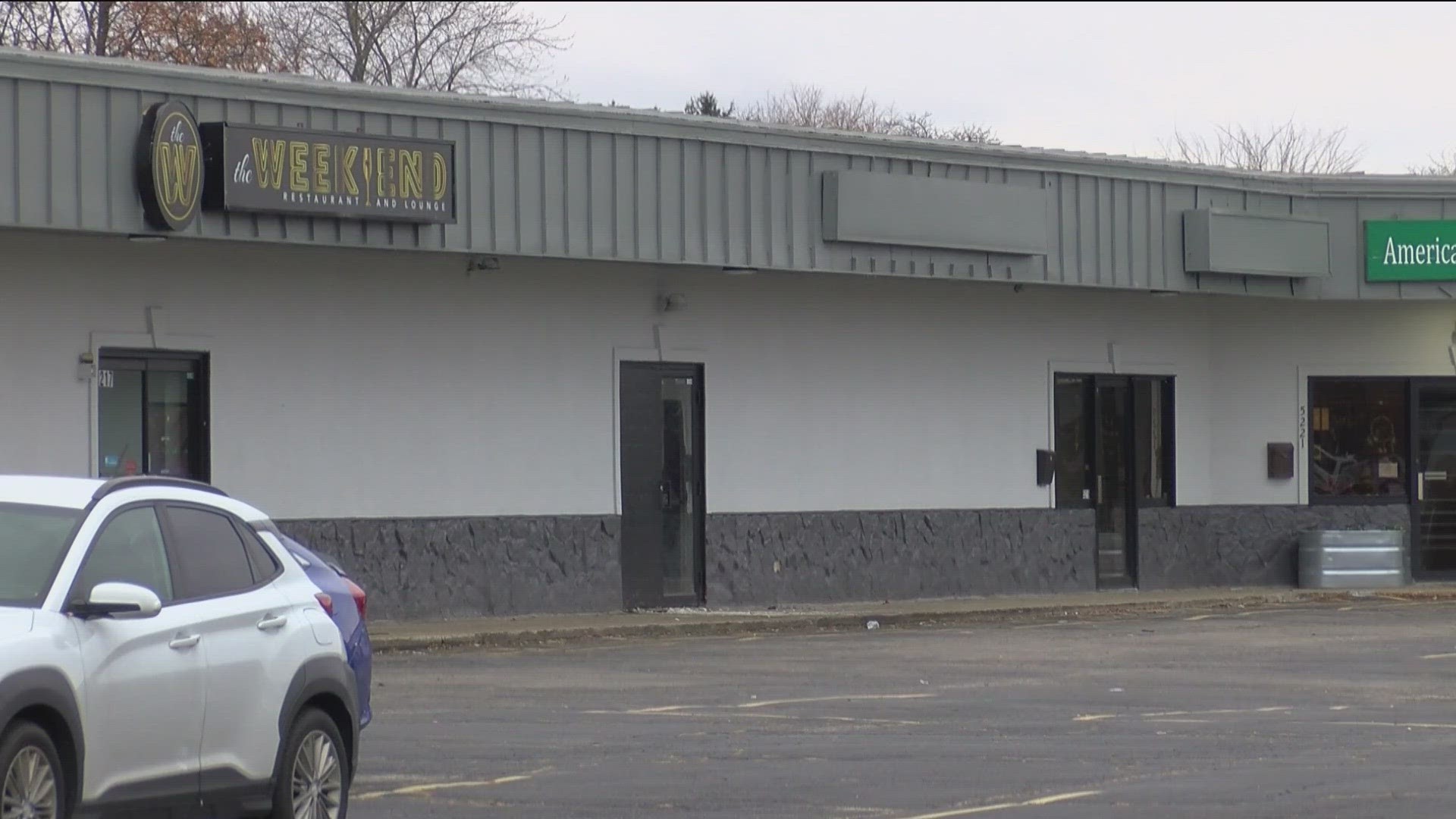 Taylor Holloway opened her own candle store just over a year ago at a shopping plaza in south Toledo. But she said that incidents at the plaza started raising alarms