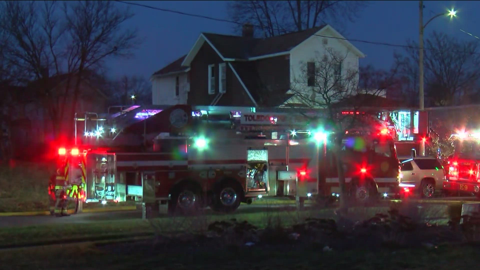 Toledo firefighters were fighting a fire on Walbridge Avenue near Broadway early Monday morning.