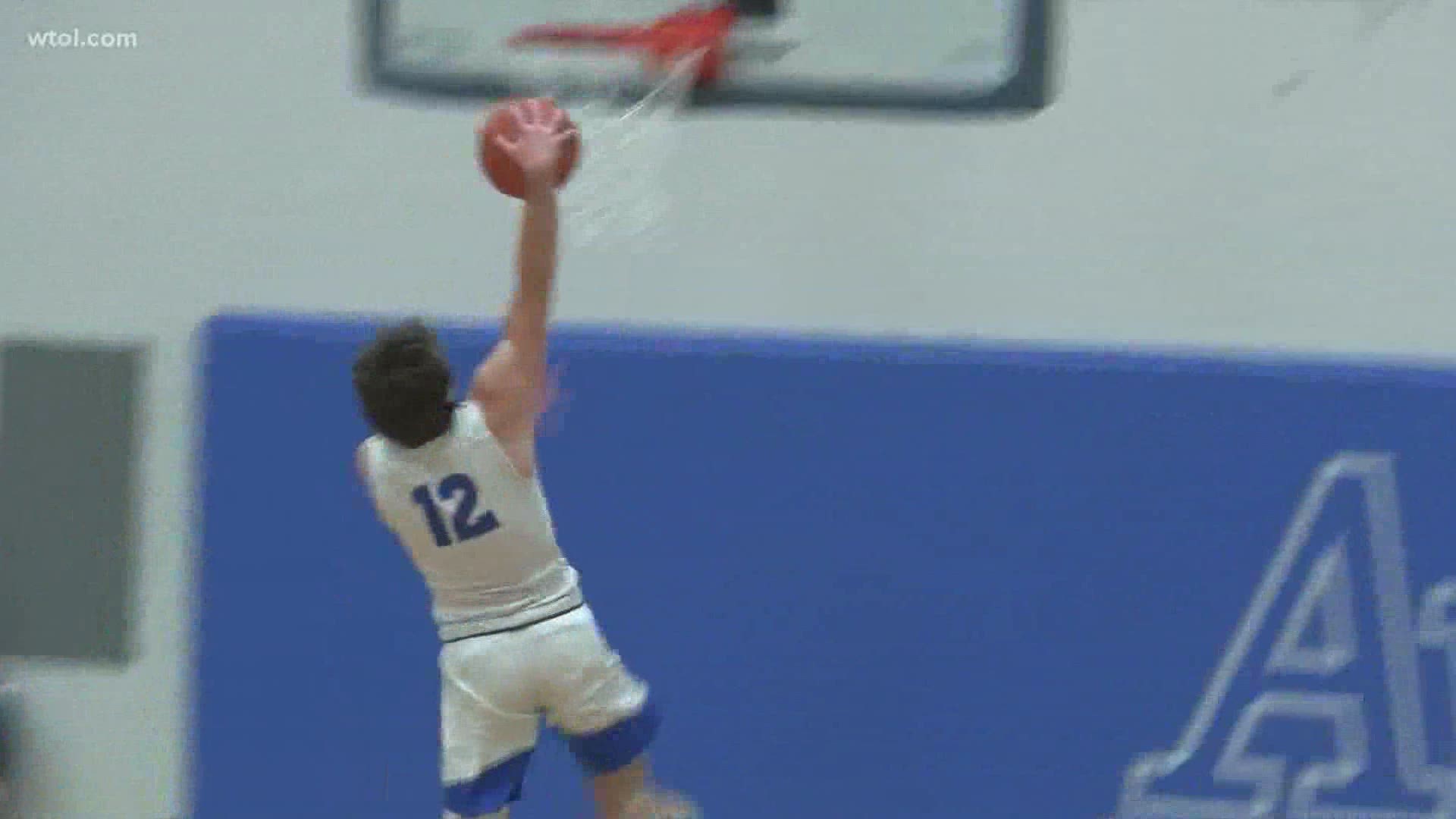 It's basketball playoff season across the area and we've got highlights from high school boys and girls matchups!
