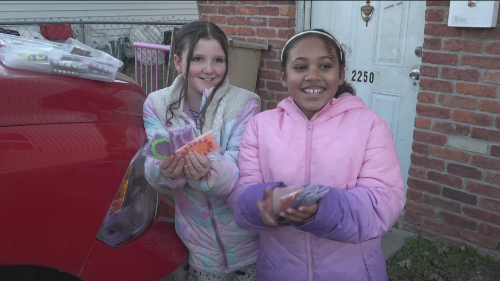 Gabby and Mackenzie created their own nonprofit, G-and-M's Bracelet Shop. They don't keep the money they make.