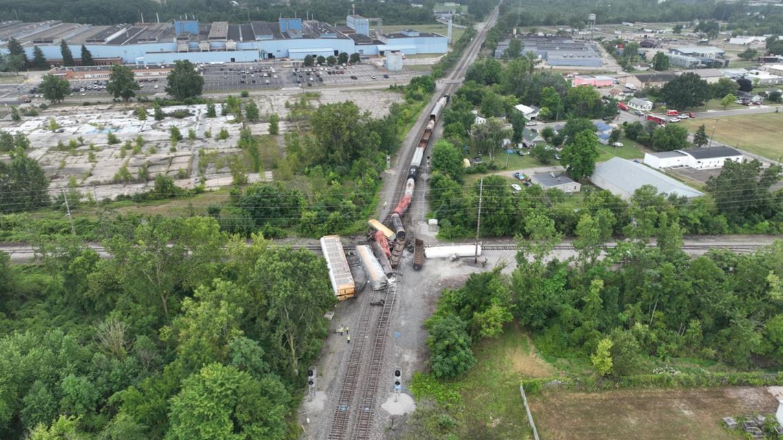 Roads reopen near tracks after Adrian train derailment | wtol.com