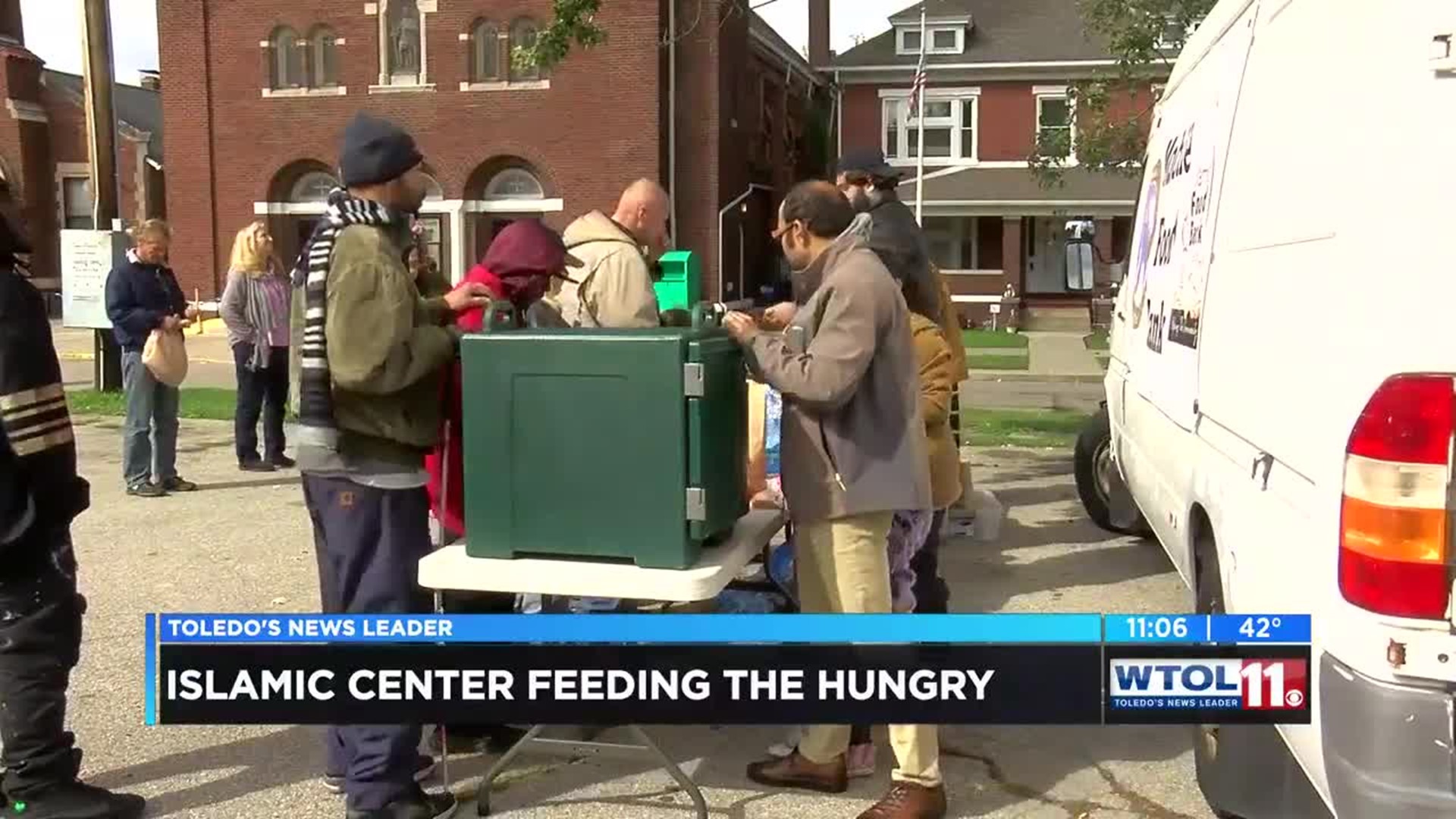 Islamic Center feeds the hungry