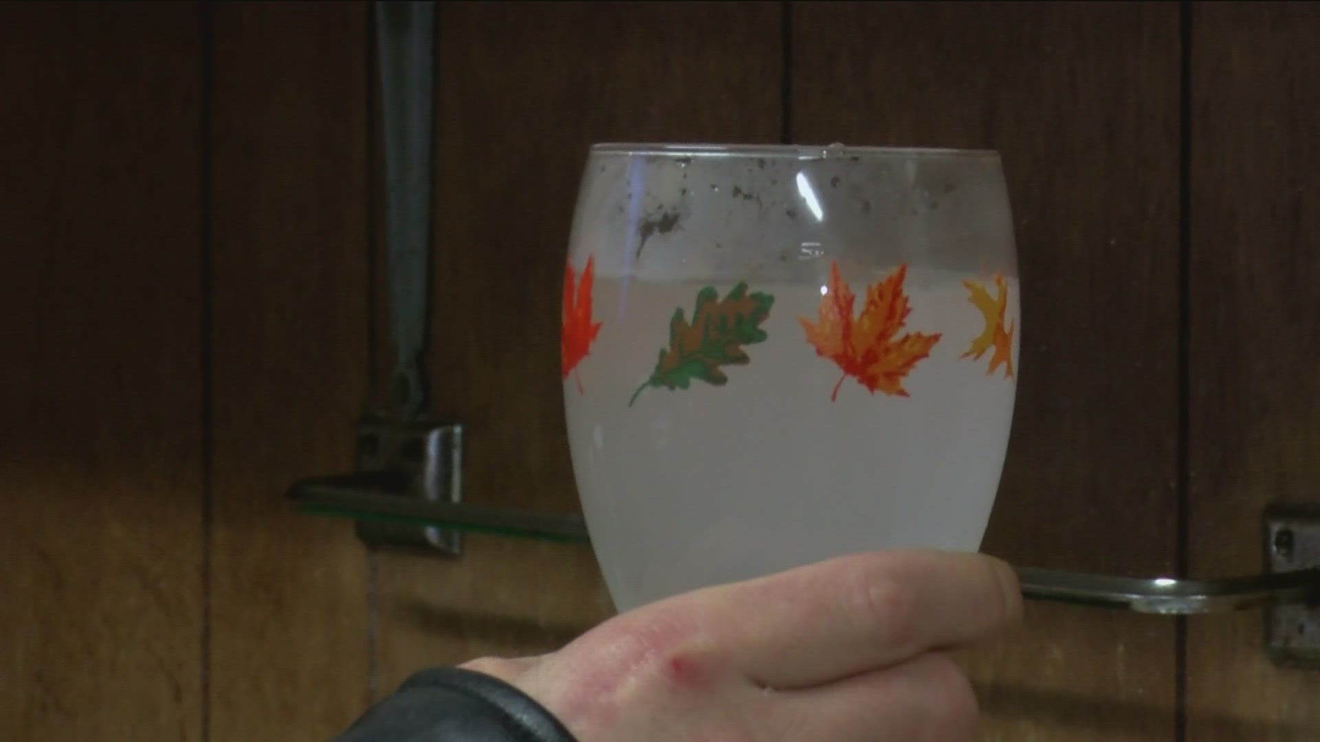 Fostoria residents describe their water as tasting like old musty rags, dirt and recently chlorine. Despite the taste, city officials say the water is safe.