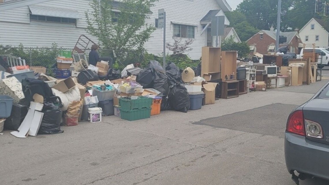 She's definitely starting from the ground up' | Toledo resident says  landlord tossed belongings to the curb after eviction | wtol.com