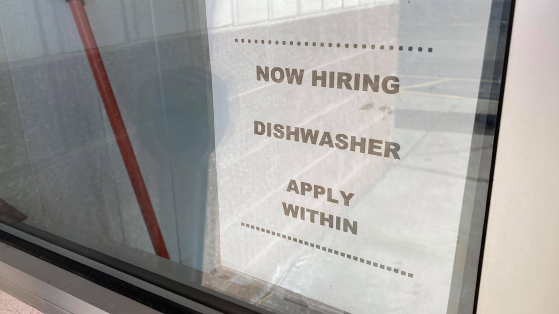 Toledo diner owner says he's having trouble finding any workers - Vimarsana News