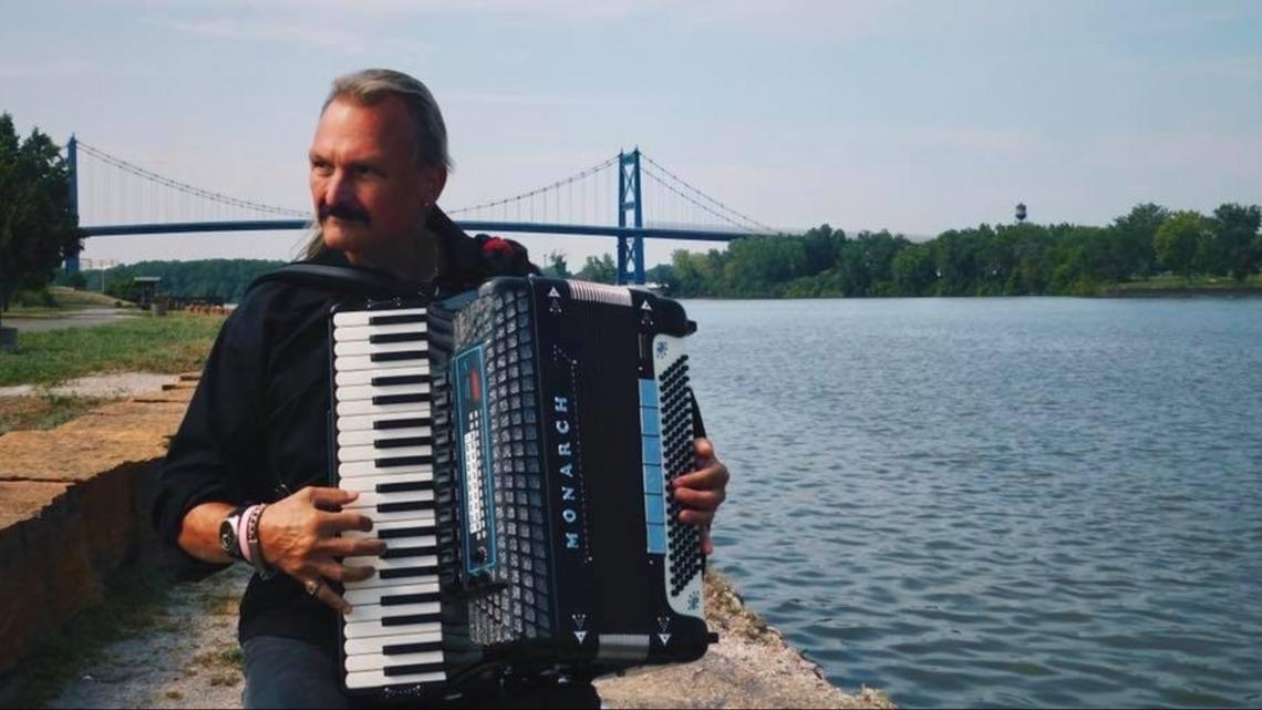 The music doesn’t stop: Toledo’s ‘Polka King’ Duane Malinowski remembered for a life that kept the dance floor full