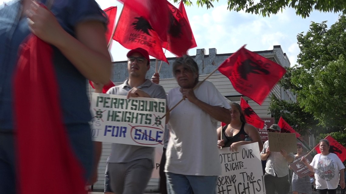 Perrysburg Heights residents demand change over city's Land Use Plan