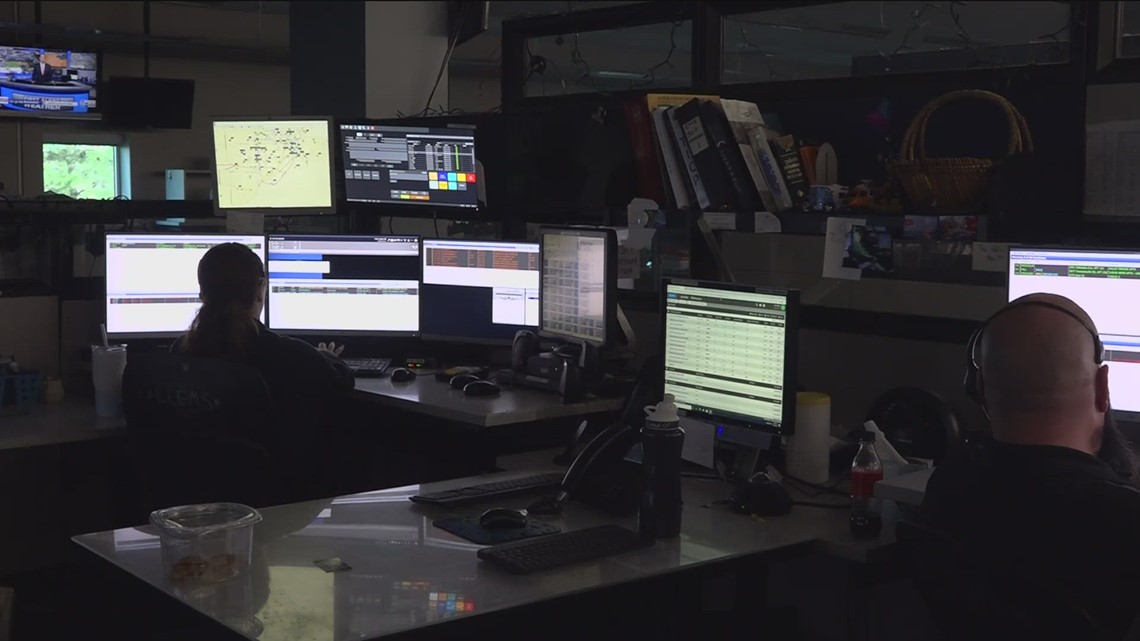 911 dispatchers face increased stress amid violence in Toledo
